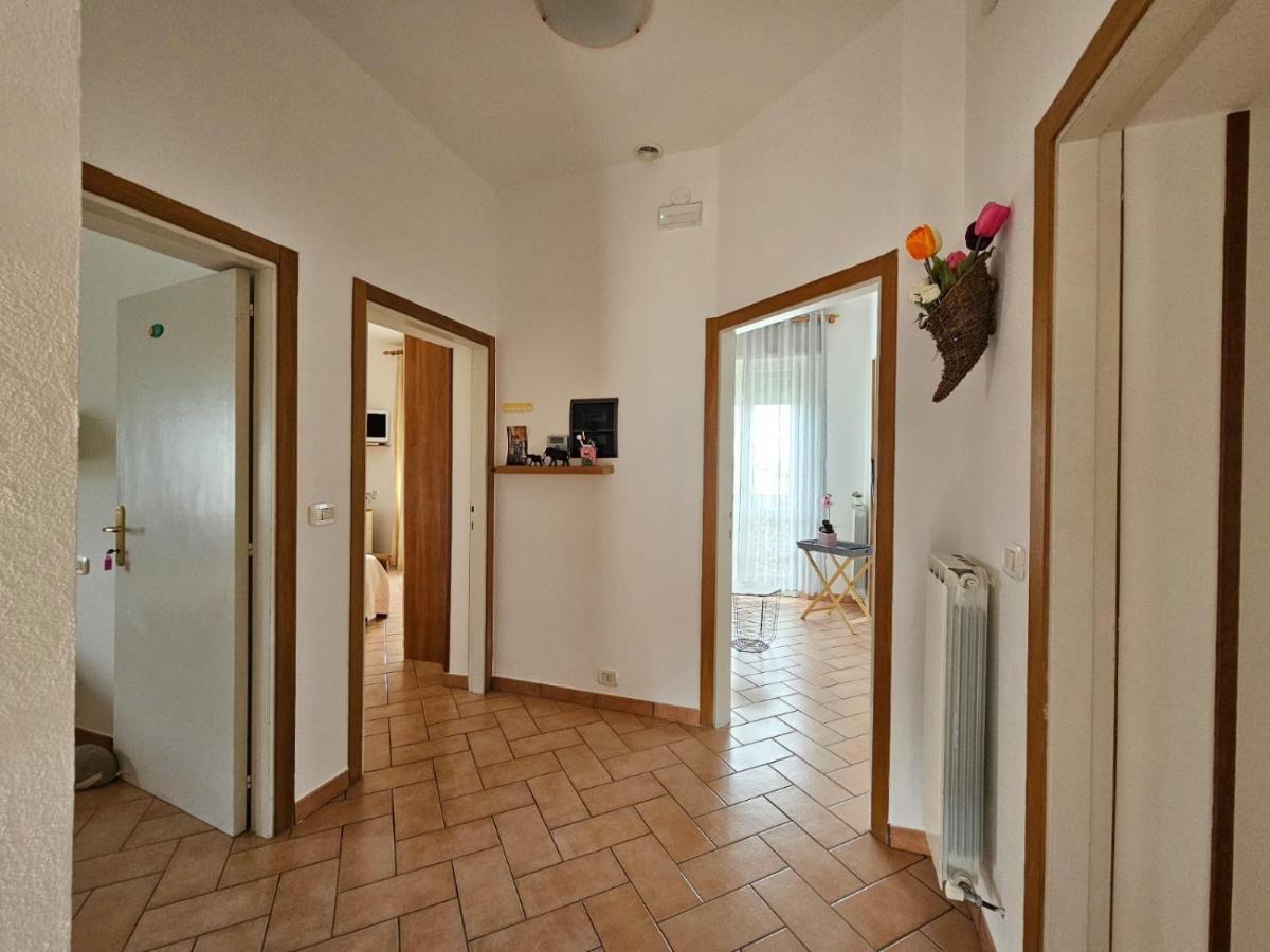 Delizioso Appartamento Collinare Limigiano 외부 사진